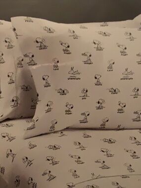 Berkshire Peanuts Snoopy Emotions Sheets & Pillow shams